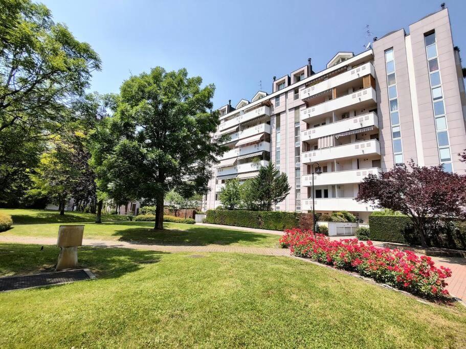 Art-apart Lt Con Giardino Privato *