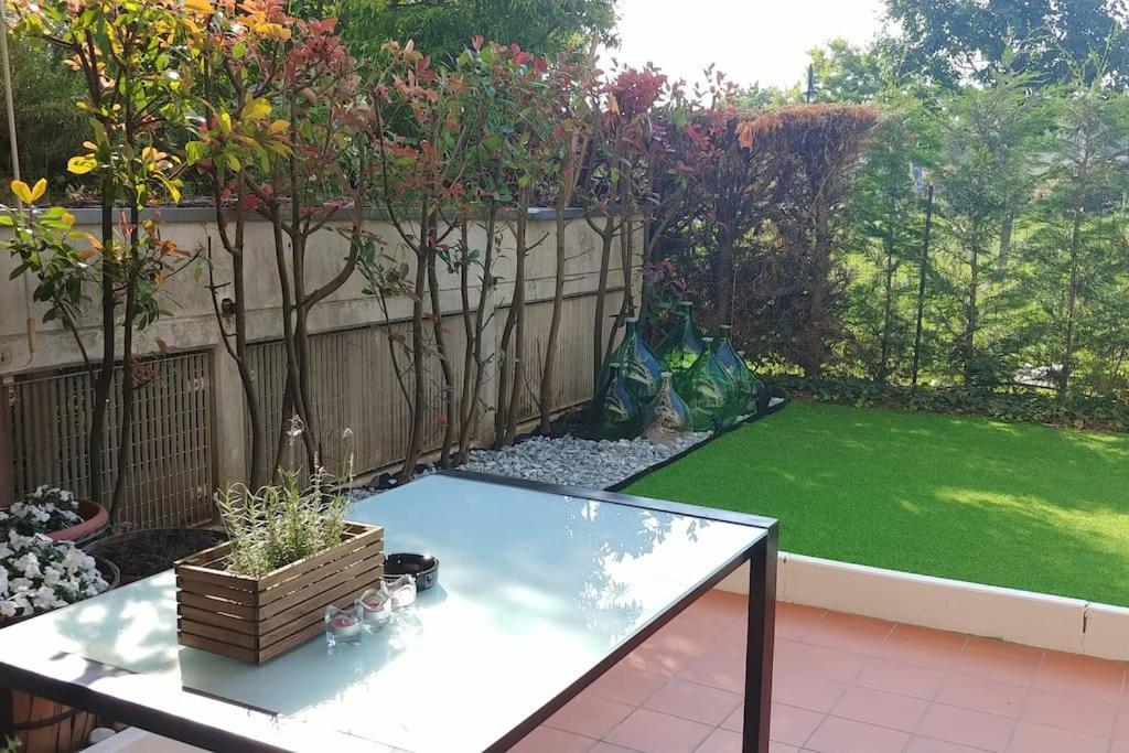 Appartamento Art-apart Lt Con Giardino Privato